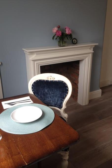 Charming English Style Studio Flat Londra Esterno foto