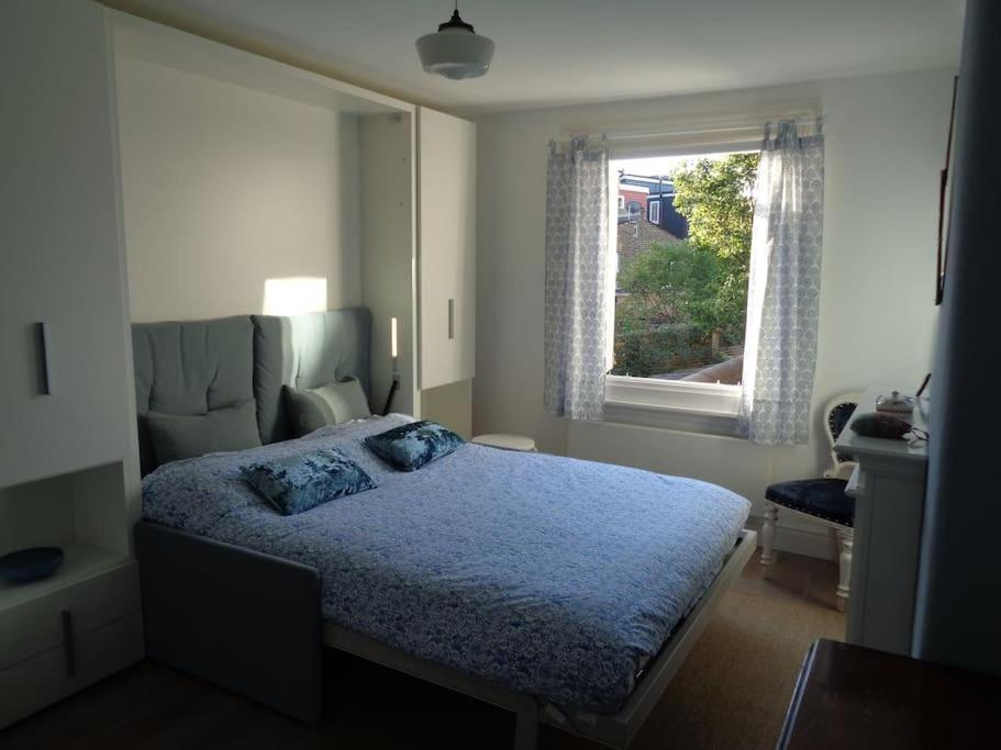Charming English Style Studio Flat Londra Esterno foto